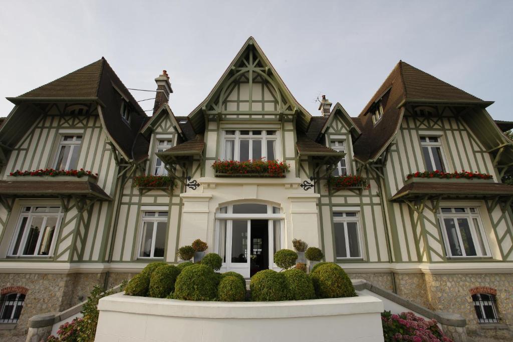 Manoir De Benerville Bed and Breakfast Deauville Zewnętrze zdjęcie