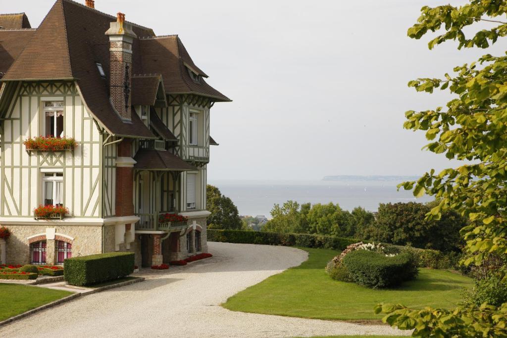Manoir De Benerville Bed and Breakfast Deauville Zewnętrze zdjęcie